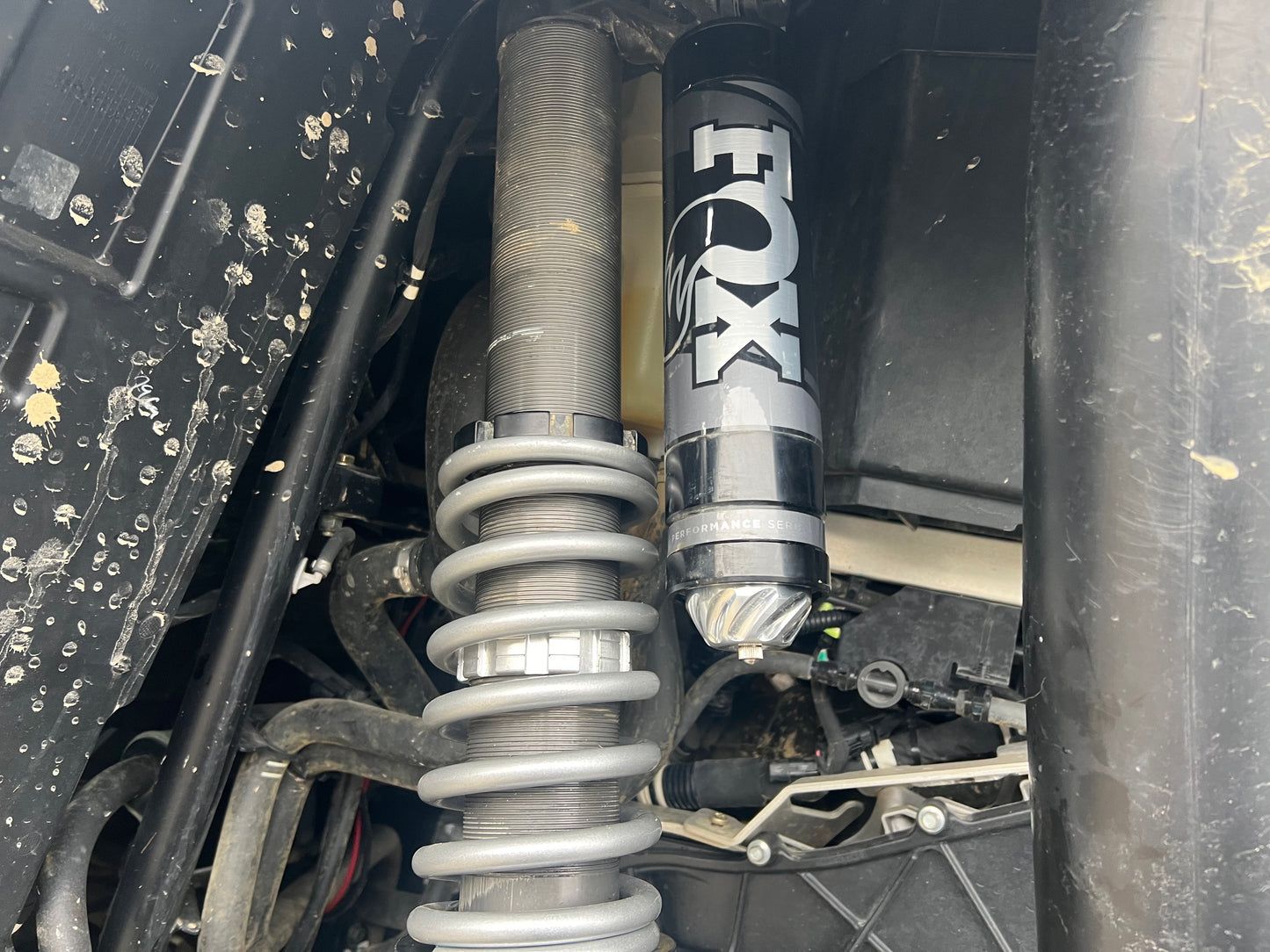 Fox Shocks 2.5" Billet High Volume Helx Shock Caps-PAIR